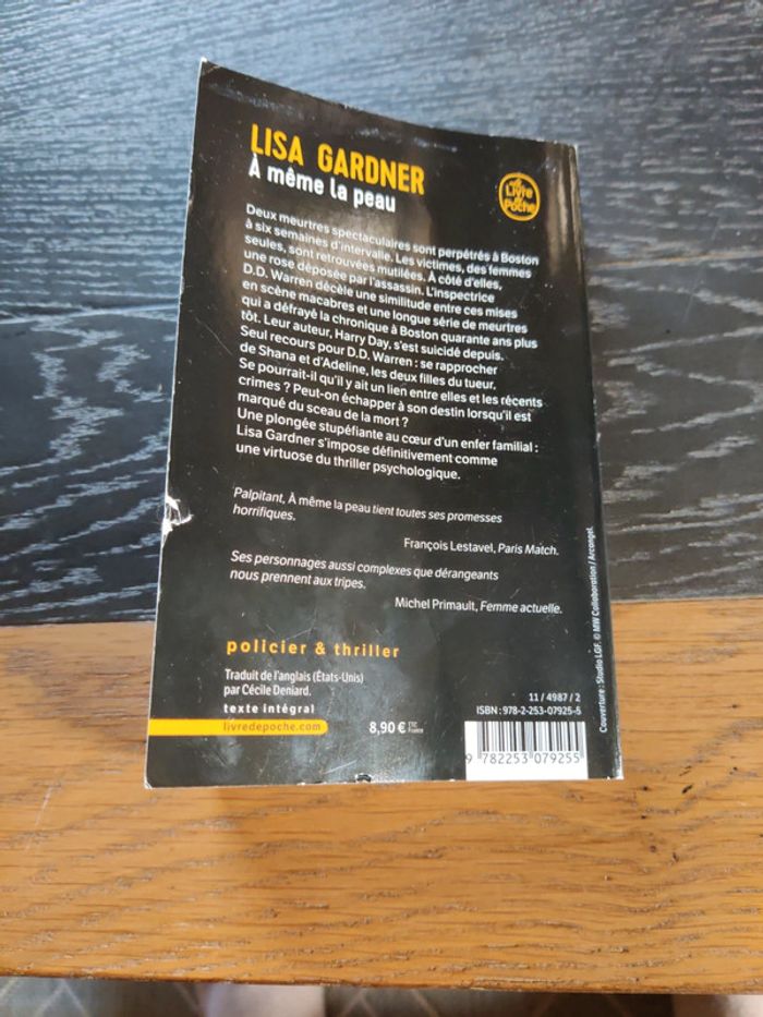 A même la peau de Lisa Gardner - photo numéro 2