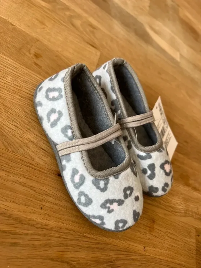 Chausson taille 24 #chaussonsenfantchrist - photo numéro 2