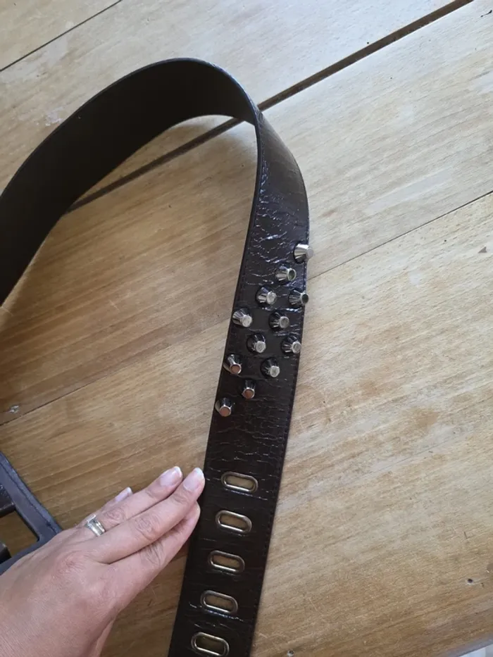 🤎 Ceinture marron rock – cuir synthétique & décorations métal - photo numéro 3