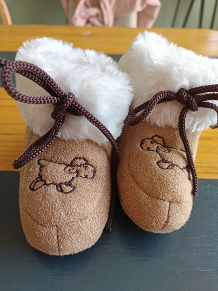1ers chaussons bébé bien chaud - photo numéro 2
