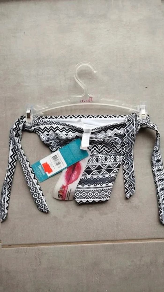 Maillot de bain penti taille 36 noir impression - photo numéro 5