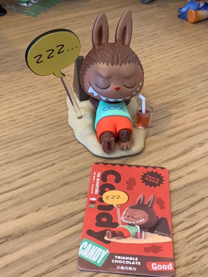🍫 Pop Mart Labubu – The Monsters Candy Series : Triangle Chocolate (avec carte) - photo numéro 5