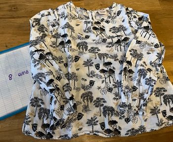 Blouse tape à l’œil taille 8 ans tbe
