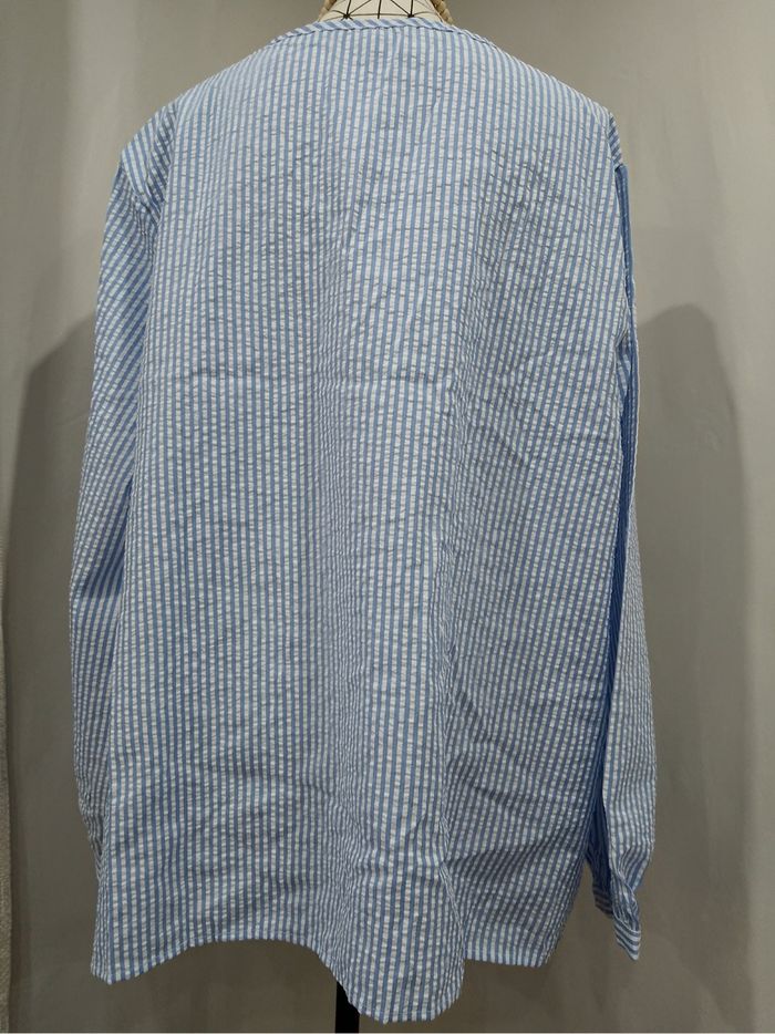 Blouse élégante rayée bleu et blanc grande taille – col en V chic, coupe fluide et allure professionnelle - photo numéro 5