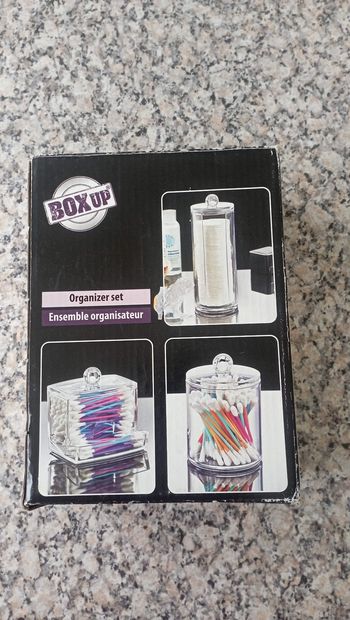 Boite de rangement salle de bain 