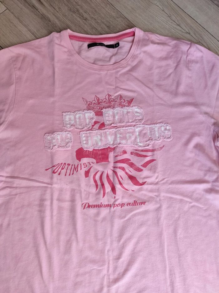 T-shirt neuf - photo numéro 2