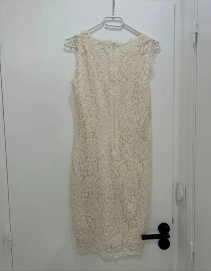 Robe en Dentelles Neuve taille S Crème - photo numéro 5