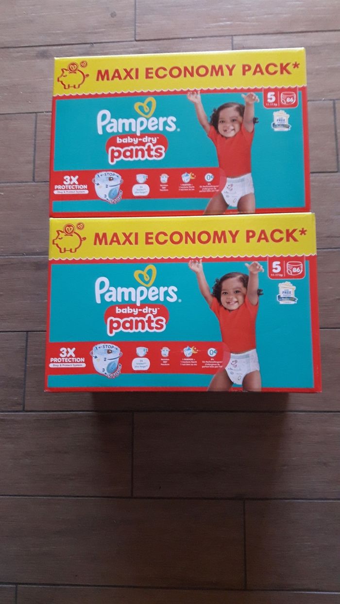 Lot couches pampers pants taille 5