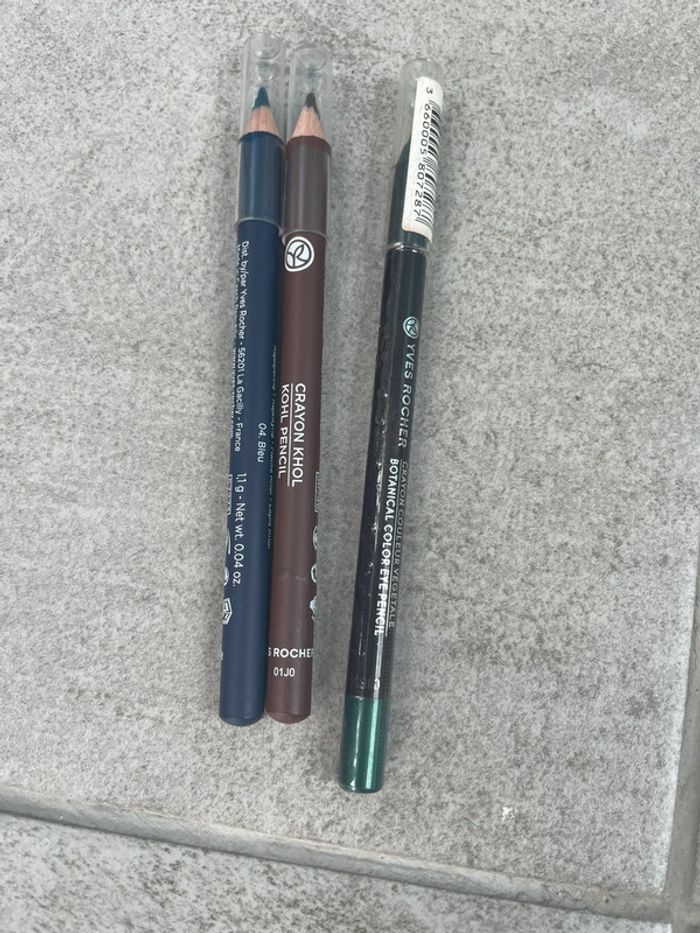 Lot 3 crayons khôl Yves Rocher neuf - photo numéro 1