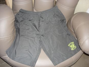 Sympathique Short pour Hommes Taille M