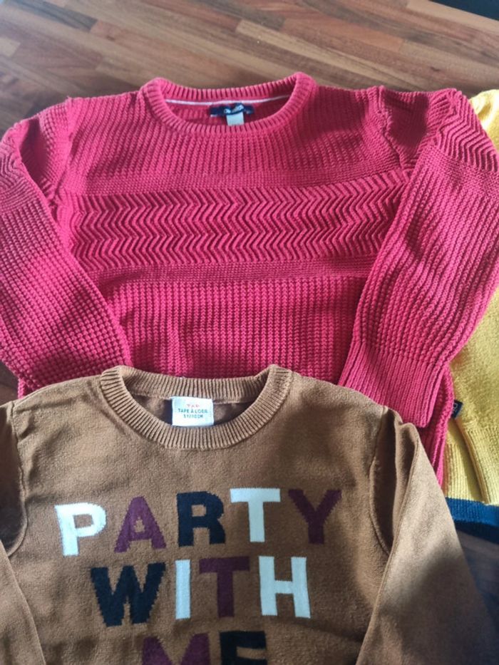 Lot 4 pulls 5 ans - photo numéro 4