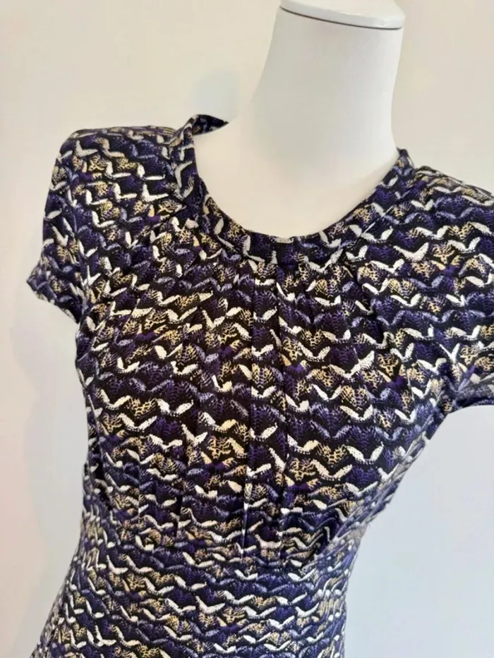 Magnifique Robe Maje taille 1 en parfait état - photo numéro 2