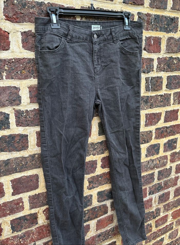 Pantalon en denim skinny – Gris foncé – T40 – Kiabi - photo numéro 2