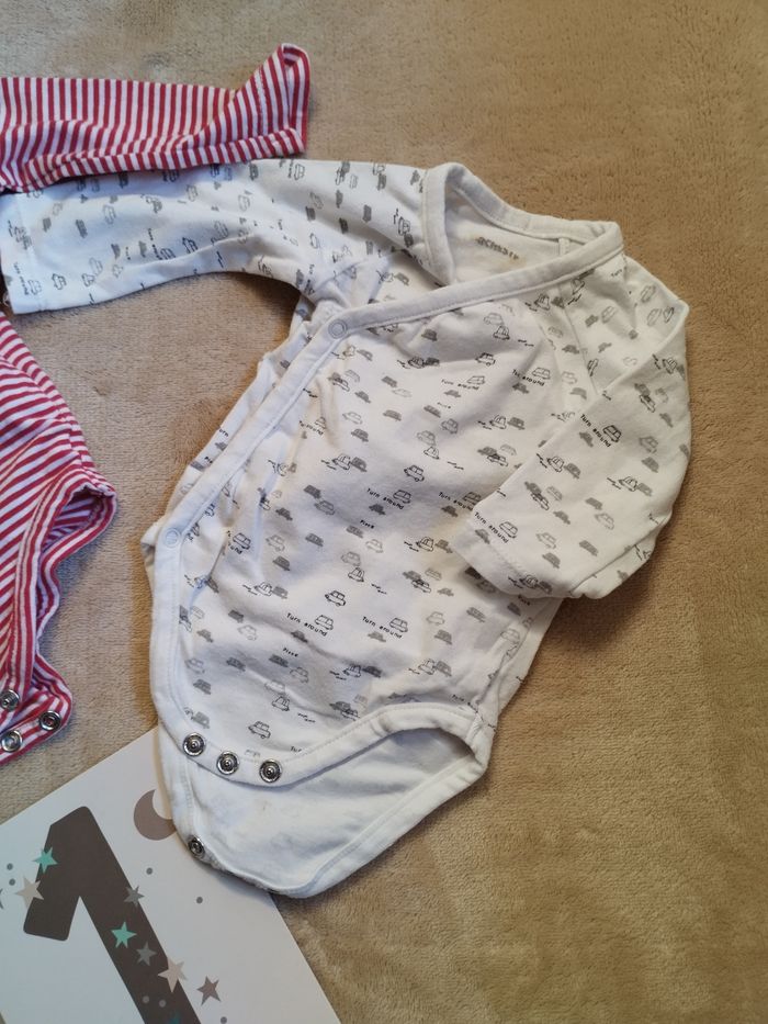 Lot de 2 bodies - photo numéro 2