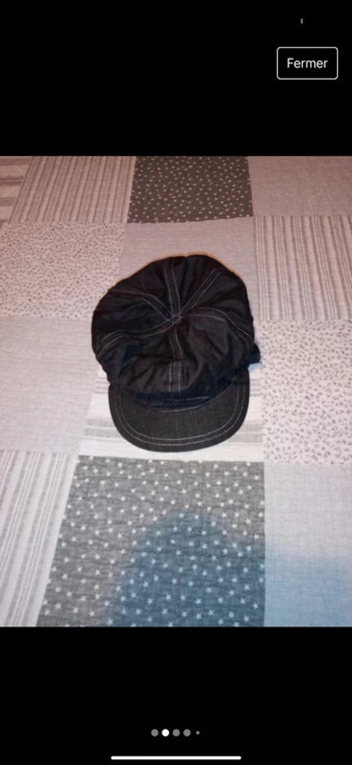 Casquette fille taille 53 cm en excellent état, peu porté. - photo numéro 2