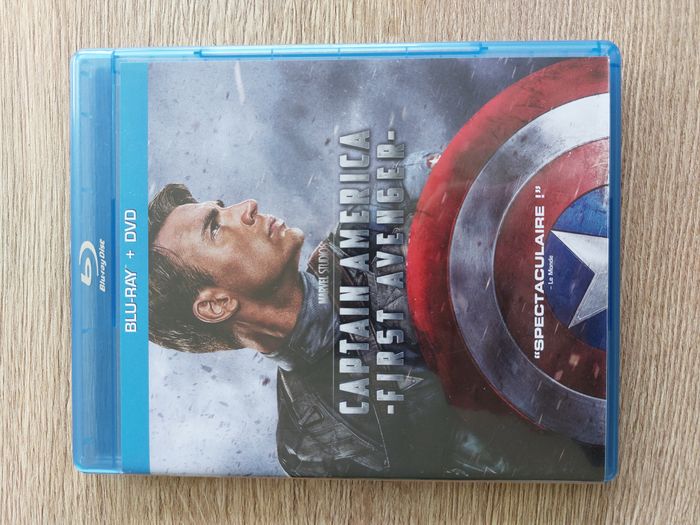 Blu-Ray + DVD Marvel Captain America First Avenger