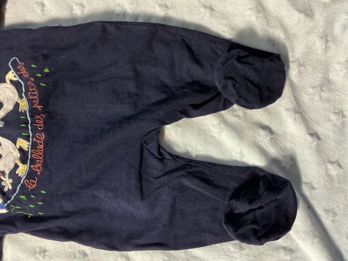 pyjama grenouillère en coton bleu marine avec col et broderies oies devant 1 mois du pareil au même - photo numéro 4