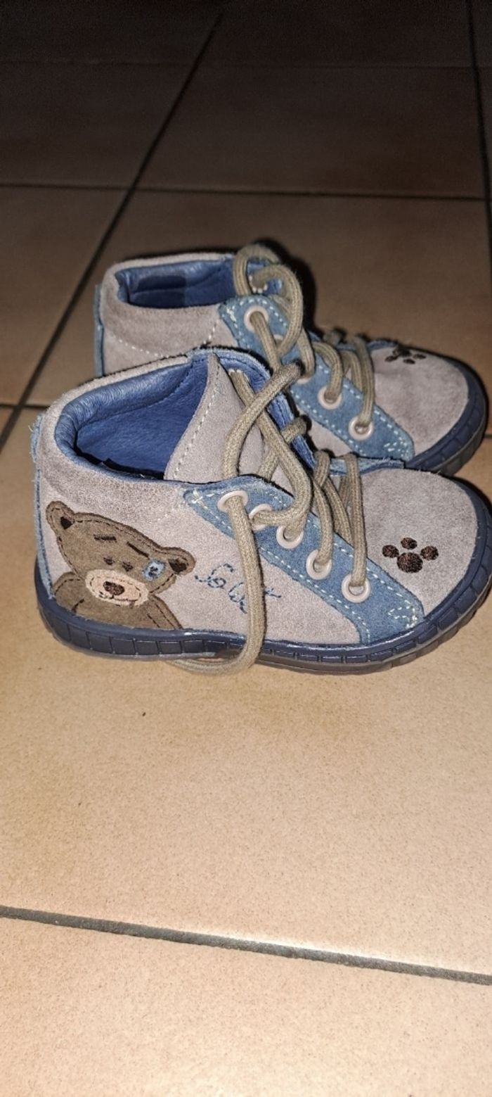 Chaussure bébé - photo numéro 2