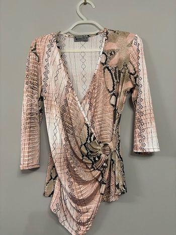 T-shirt - blouse
