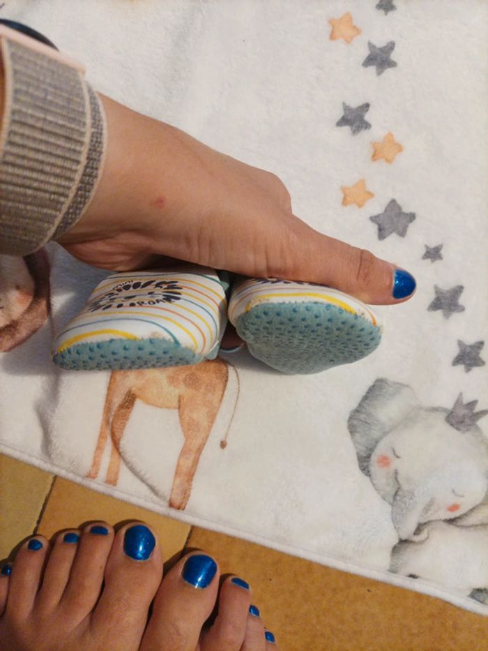 Chaussons en simili cuir - photo numéro 4