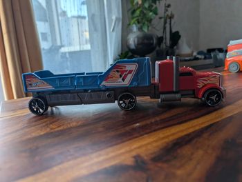 Camion hotwheels accident