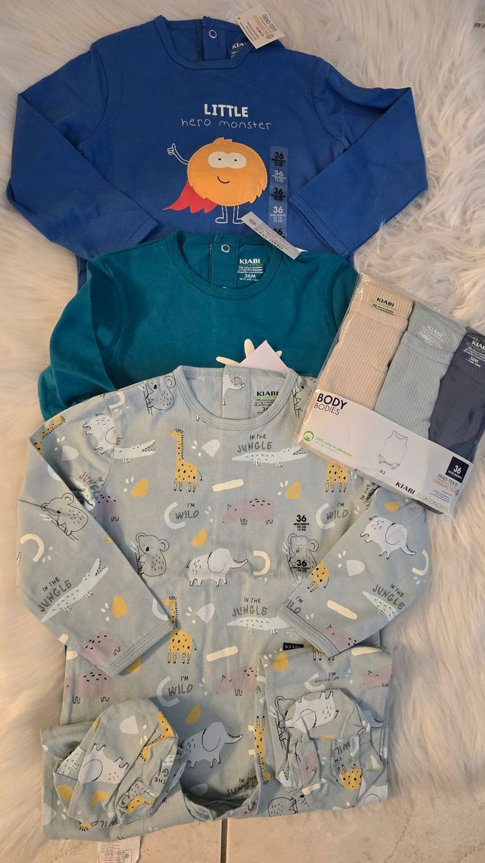 NEUFS (non portés)!!! 🏷🏷🏷💙🥰🤩 superbe lot pyjamas et bodies 36 mois garçon 🤩🥰💙 - photo numéro 10