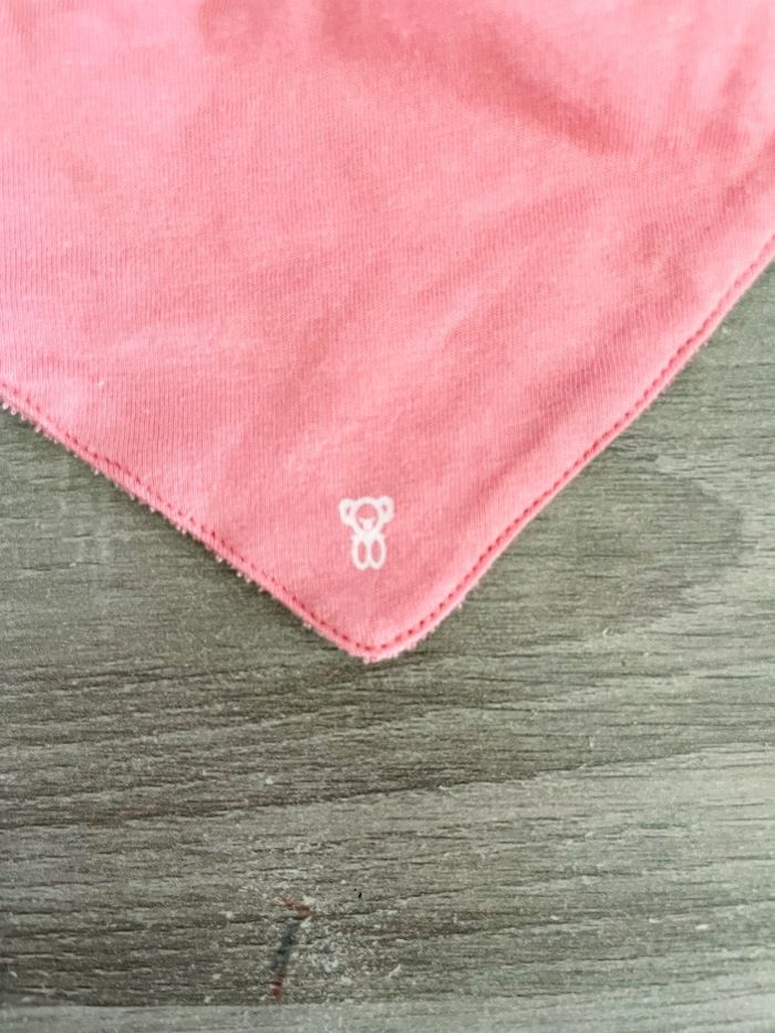 Bavoir bandana rose Obaïbi - photo numéro 2