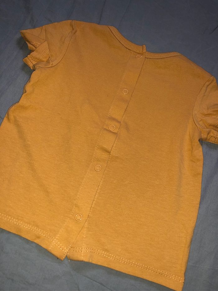 T-shirt 6 mois - photo numéro 4