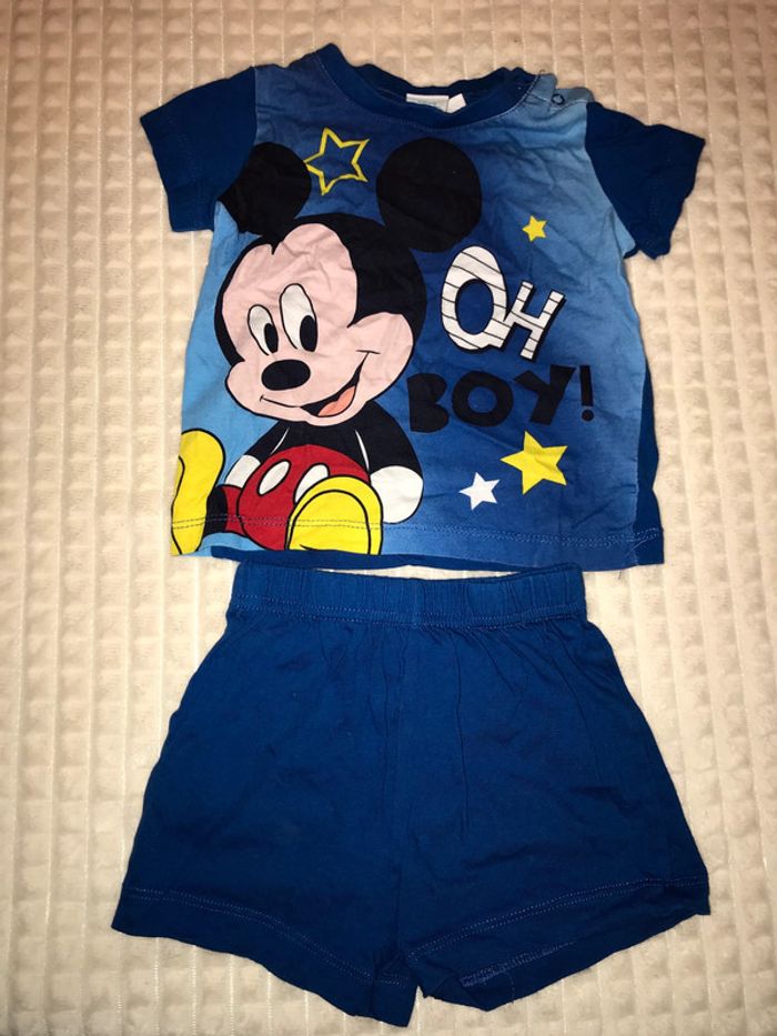 ensemble short-t-shirt Mickey