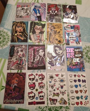 Lot de cartes Monster High et 3 planches d tattoo