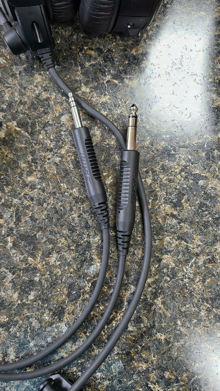 Casque d'aviation Bose A20 avec câble Bluetooth à double prise, 30h de vol - photo numéro 4