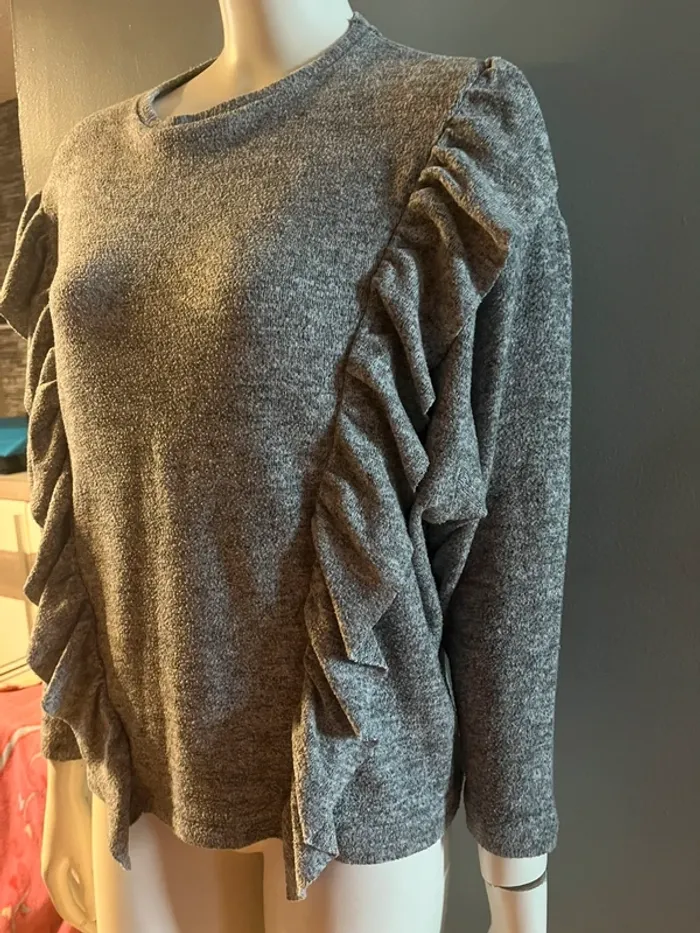 Pull gris basics en S - photo numéro 2