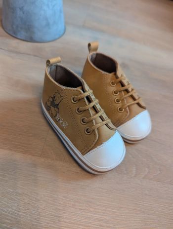 Chaussures baskets Winnie L'ourson 9/12 mois