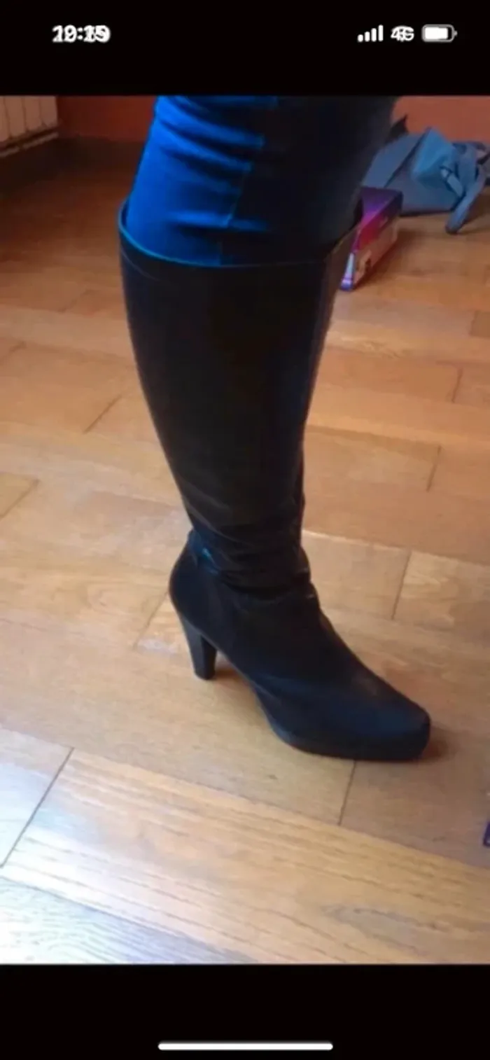 Bottes en cuir noir - photo numéro 9