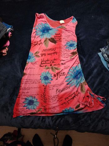 Robe femme rose taille 40/42 tbe