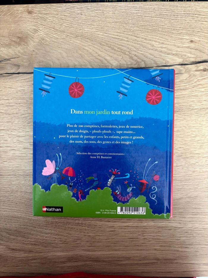 Livre Comptines : Dans mon jardin tout rond pour enfants - photo numéro 2