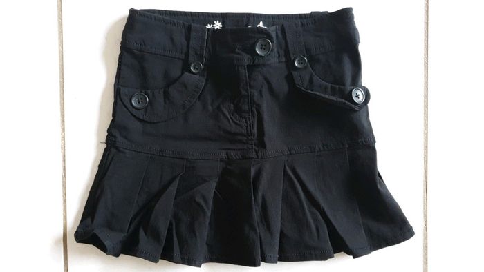 Jupe fille noire 8 ans CHLA2 - photo numéro 2