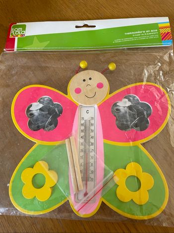 Thermomètre en bois papillon