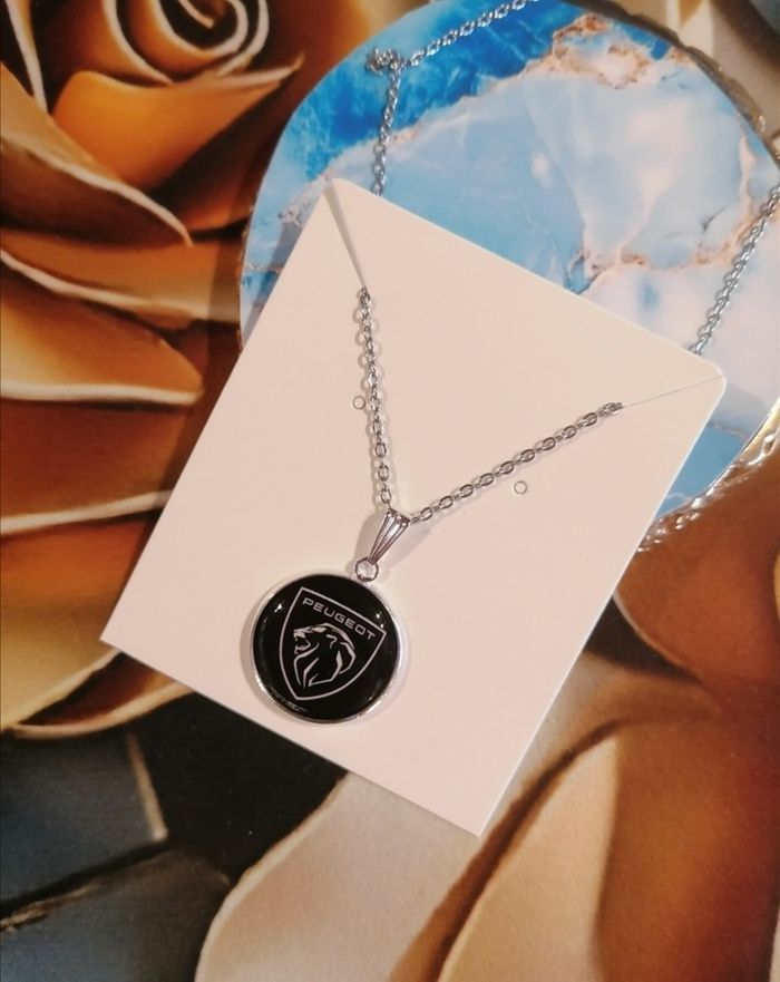 Collier Peugeot