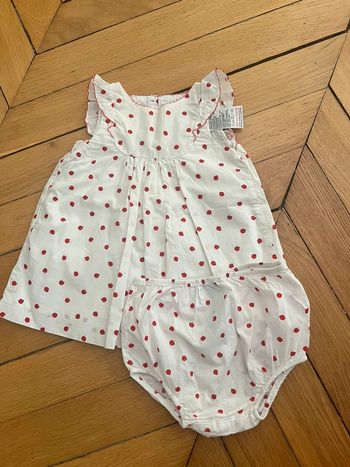 Ensemble Jacadi neuf 6 mois