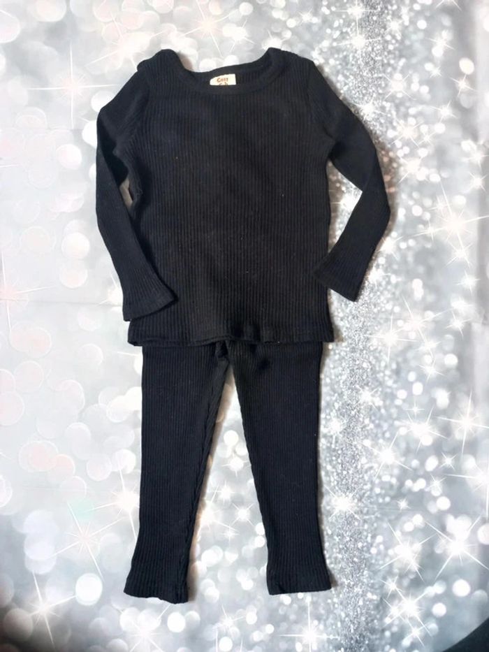 Ensemble noir