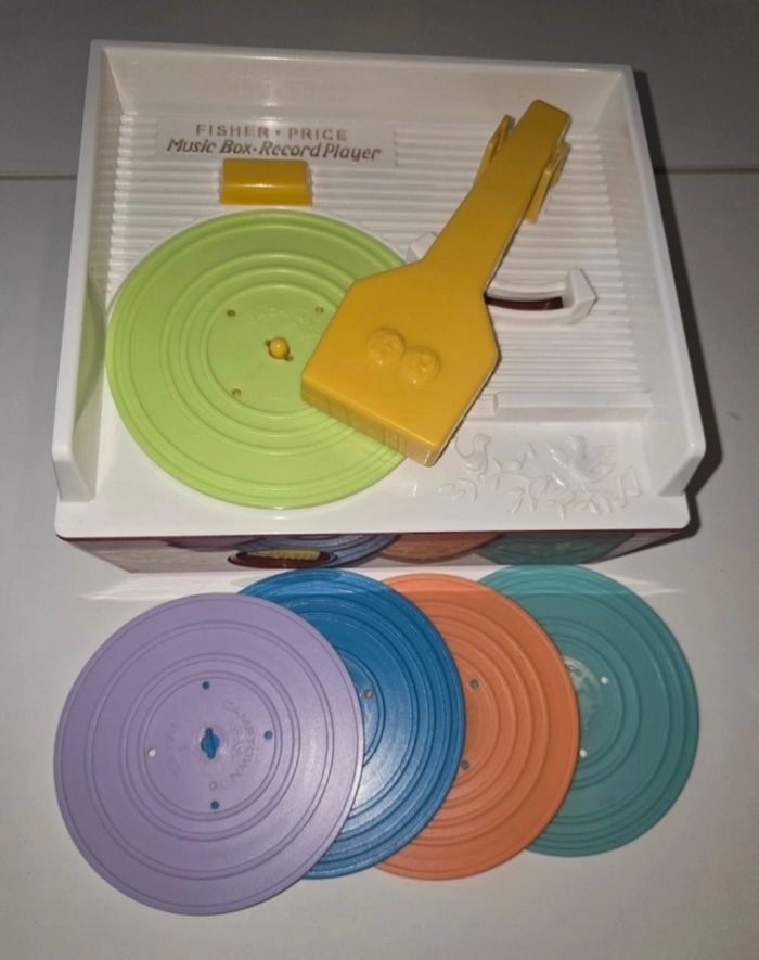 Tourne disque / boîte à musique fisher price - photo numéro 10