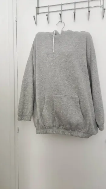 Sweat à capuche gris taille S