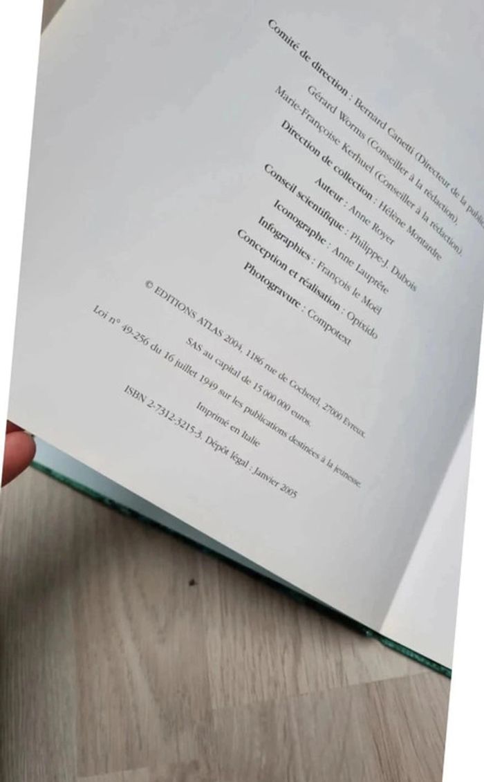 Livre Le dauphin - photo numéro 3