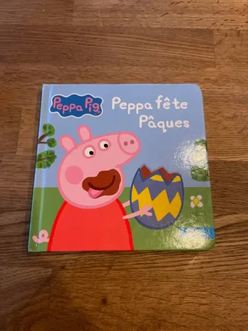 Livre cartonné Peppa Pig Peppa fête Pâques