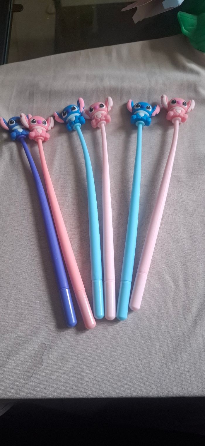 Lot stylos stitch - photo numéro 4