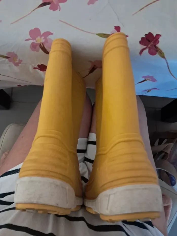 Jolies bottes de pluie unisexe jaunes T30 G&G - photo numéro 2