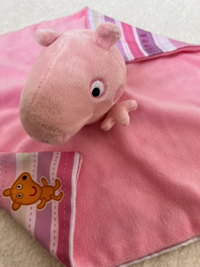 Doudou plat Peppa Pig - photo numéro 2