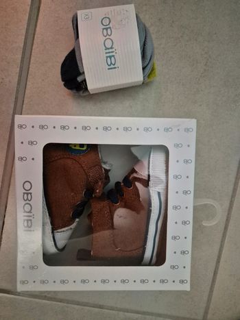 Basket+ chaussettes neuves obaibi