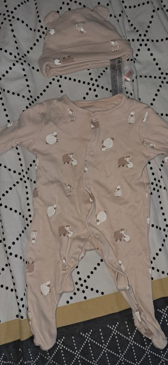 Lot de vêtements bébé 0/1 mois - photo numéro 3